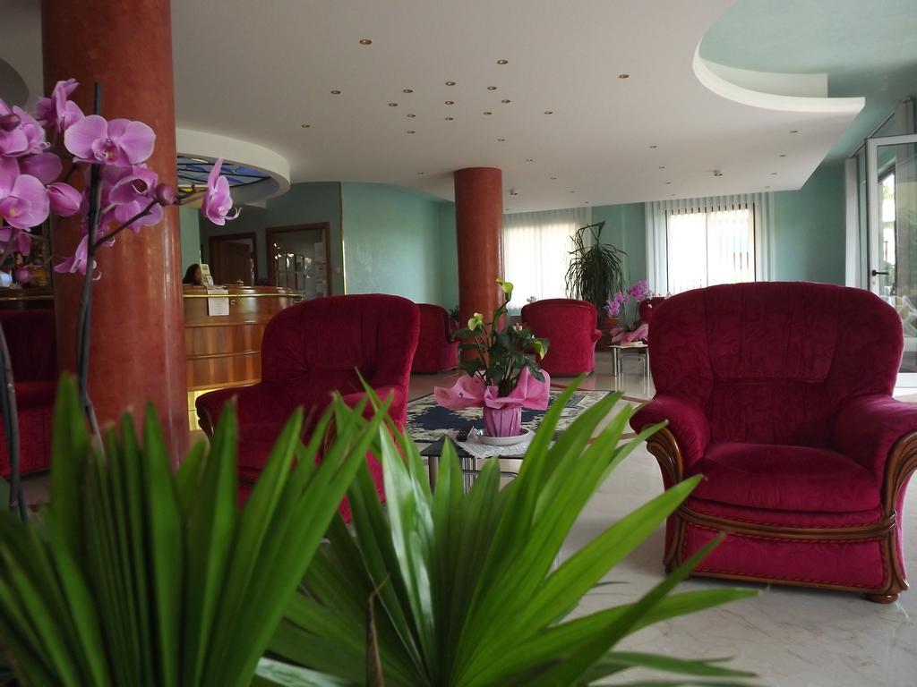 Hotel Cristina 끼안챠노테르메 외부 사진