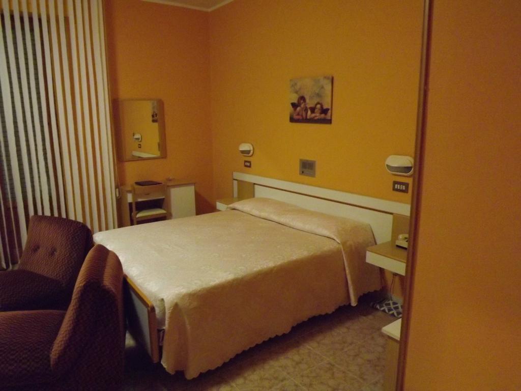 Hotel Cristina 끼안챠노테르메 객실 사진