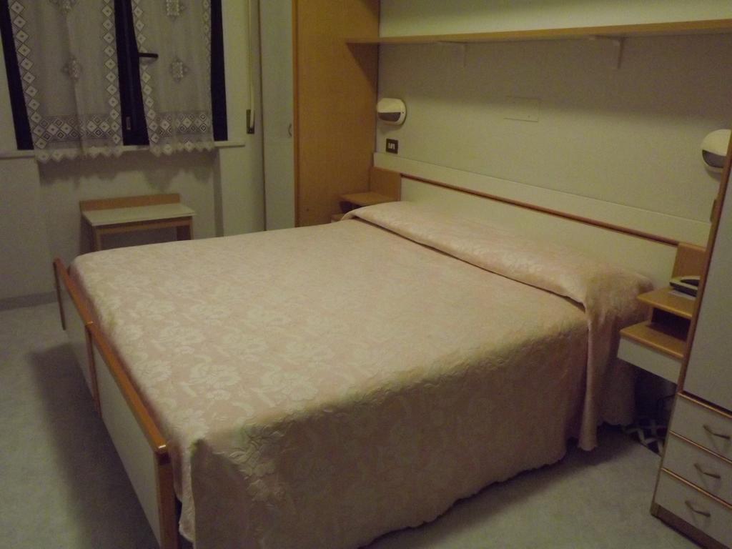 Hotel Cristina 끼안챠노테르메 객실 사진
