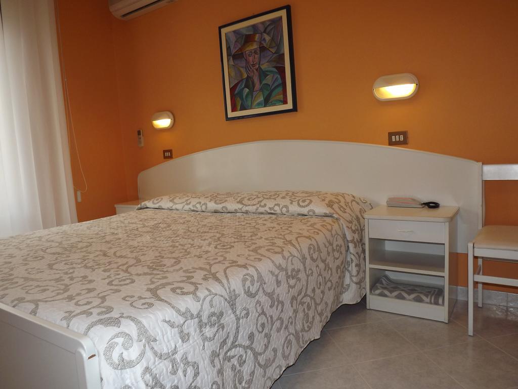 Hotel Cristina 끼안챠노테르메 외부 사진